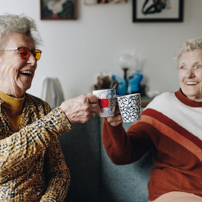 20 04 2023 Irishof Zorgpartners Samen Bewoners Koffie Vriendinnen Gezellig Lachen