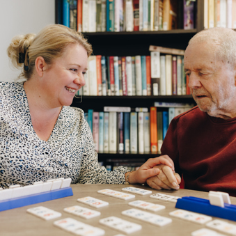 20 04 2023 Irishof Zorgpartners Medewerker Bewoner Actviteit Interactie