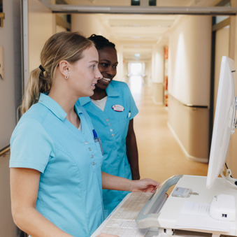 20 04 2023 Irishof Zorgpartners Medewerkewrs Zorg Computer Technologie