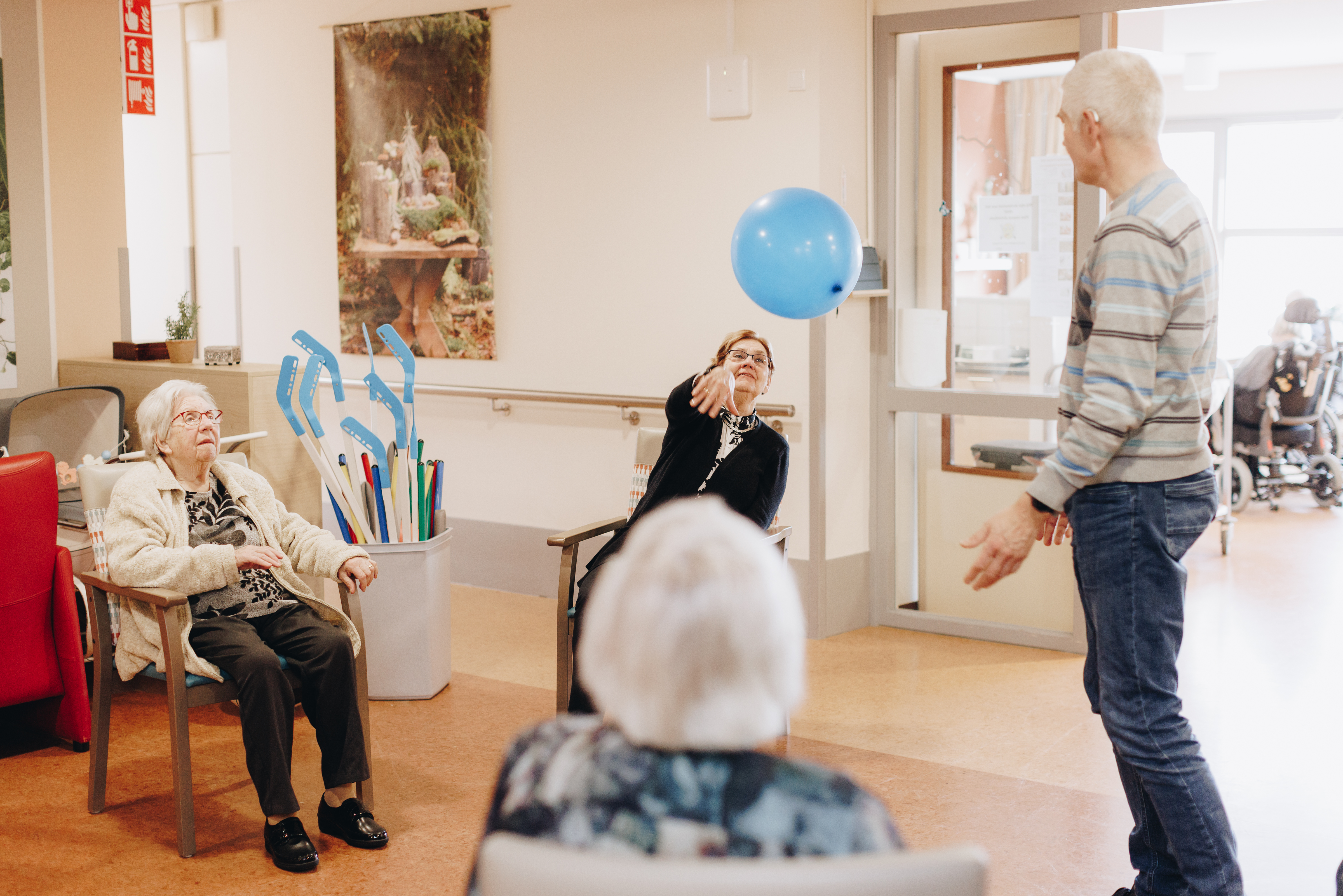 10 02 2023 Zorgpartners Savelberg Bewoners Activiteit Ballon Bewegen
