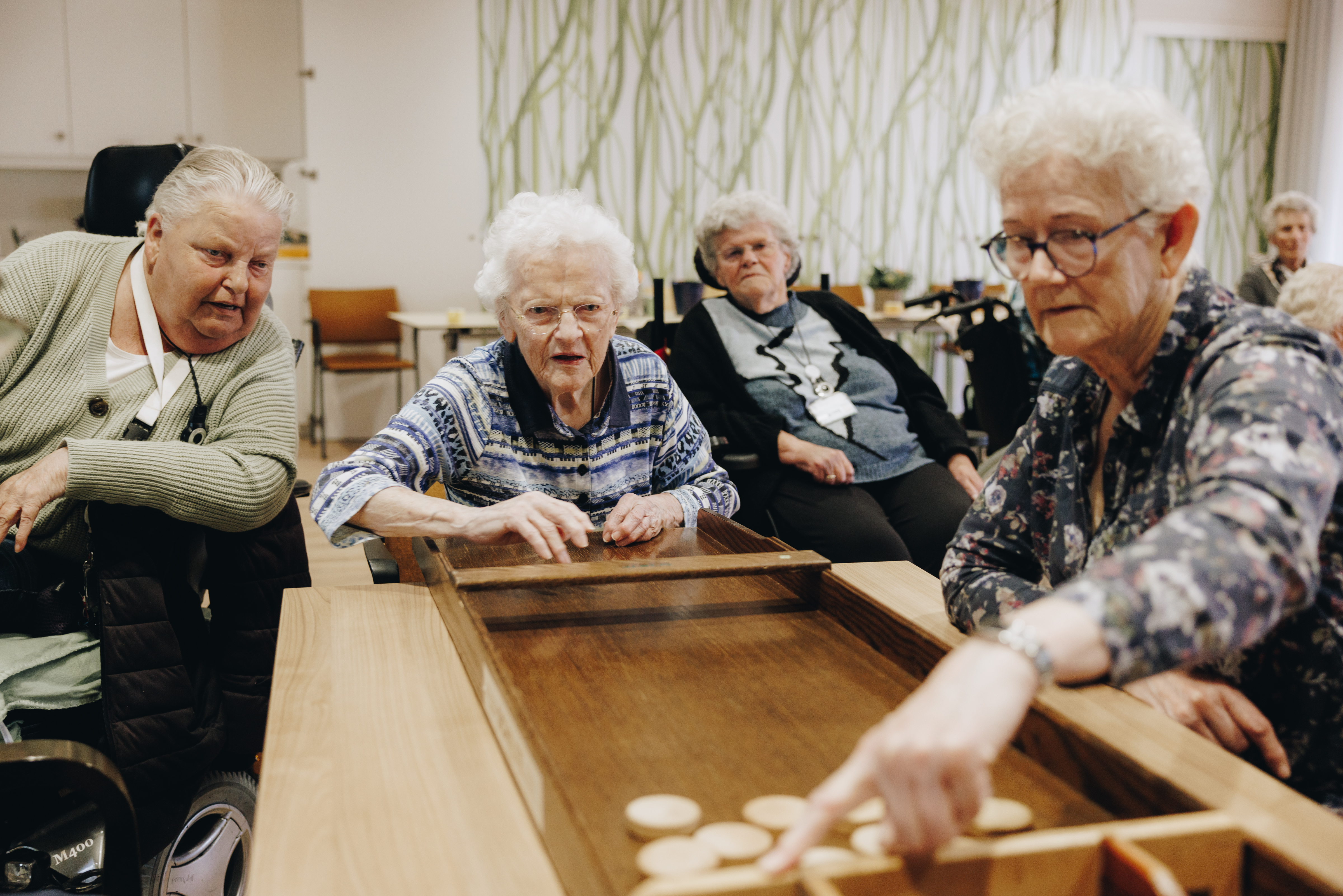 Ronssehof Bewoners Clienten Sjoelen Sjoelstenen Tellen