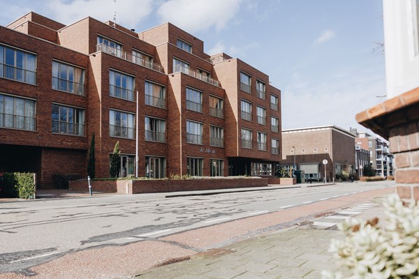 23 03 2023 De Vijverhof En De Meent Demeent Buiten Gebouw Straat