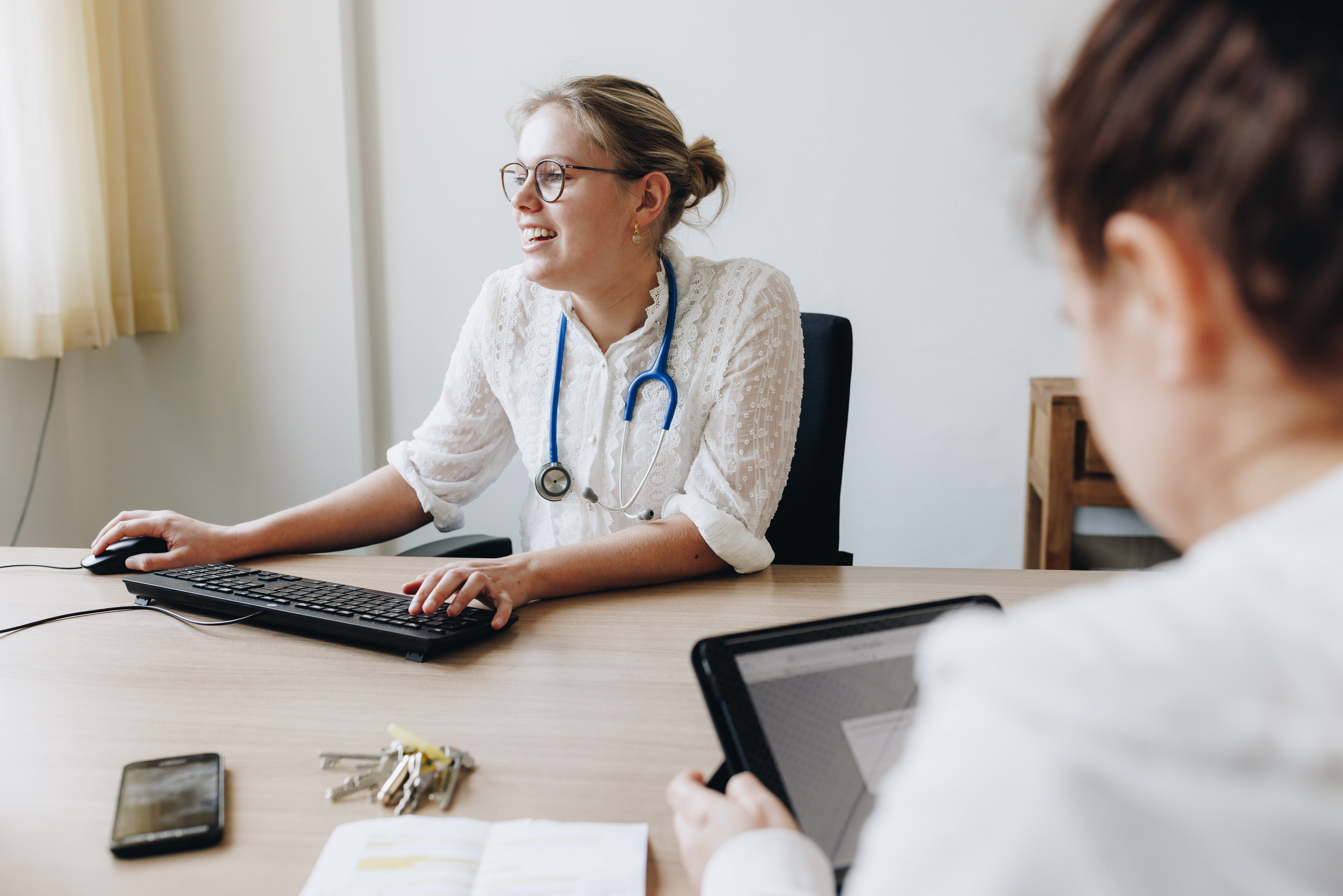 10 02 2023 Zorgpartners Savelberg Pc Specialist Ouderengeneeskunde Verleegkundige Ipad Tablet