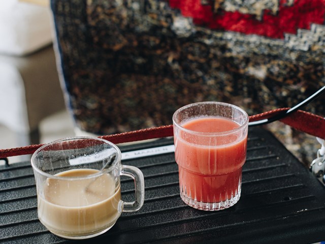 13 04 2023 Floravita Zorgpartners Koffie Rollator Tafel Drinken