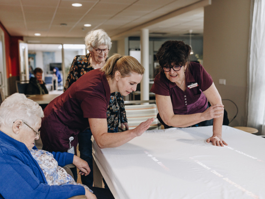 09 02 2023 Zorgpartners De Reehorst Bewones Activiteiten Welzijn Tovertafel Innovatie