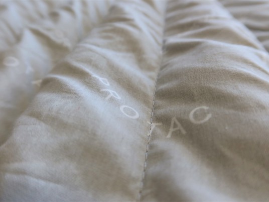 20240208 Innovatie Protac Verzwaringsdeken Deken Closeup