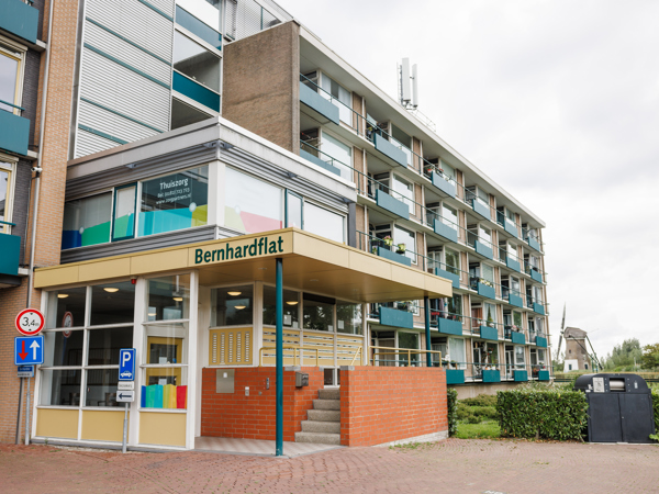 19 07 23 ZPMH Gebouwen Bernardflat, Julianastaete 2