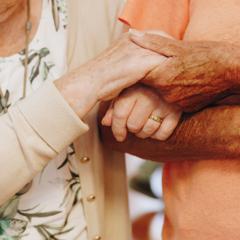 05 09 2024 Irishof Zorgpartners Handen Samen Horloge