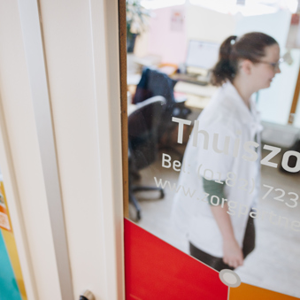 17 04 2023 Zorgpartners Thuiszorg Medewerker Kantoor Deur