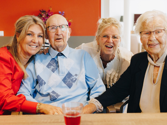 03 10 2024 De Reehorst Zorgpartners Liggend Samen Familie Echtpaar